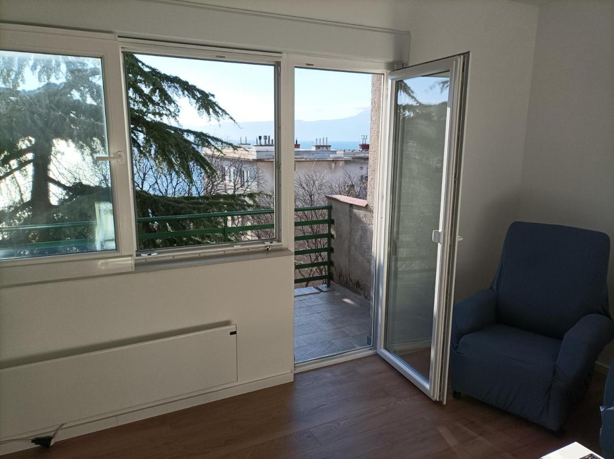 Apartman Pecine Rijeka Exteriör bild