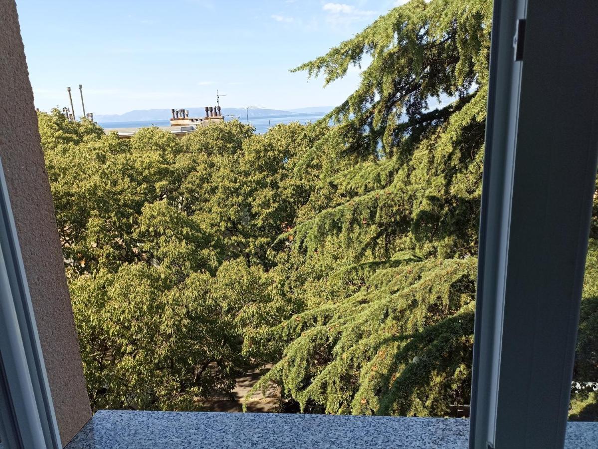 Apartman Pecine Rijeka Exteriör bild
