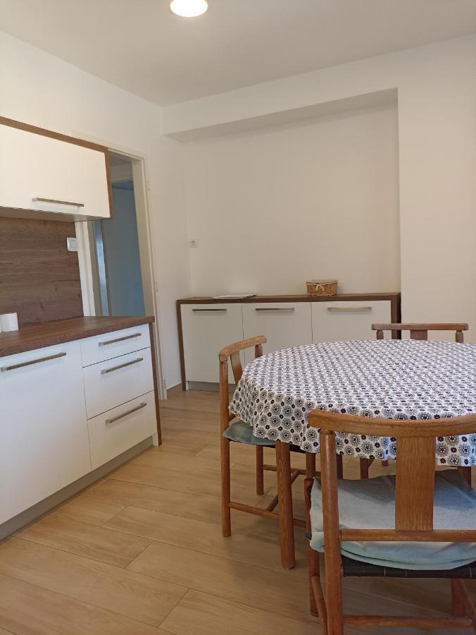 Apartman Pecine Rijeka Exteriör bild